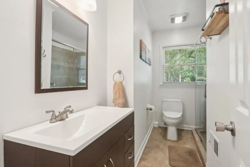 6795 Sunny Brook Lane, Atlanta, Georgia 30328, 3 Bedrooms Bedrooms, ,2 BathroomsBathrooms,Residential,Sold,6795 Sunny Brook Lane,7560411
