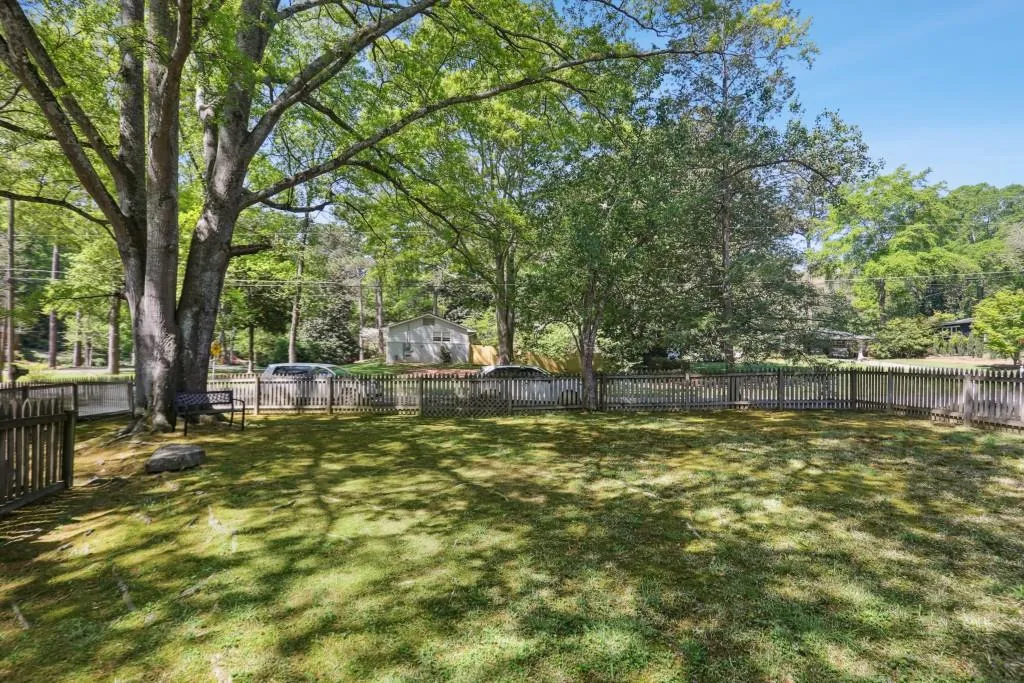 6795 Sunny Brook Lane, Atlanta, Georgia 30328, 3 Bedrooms Bedrooms, ,2 BathroomsBathrooms,Residential,Sold,6795 Sunny Brook Lane,7560411