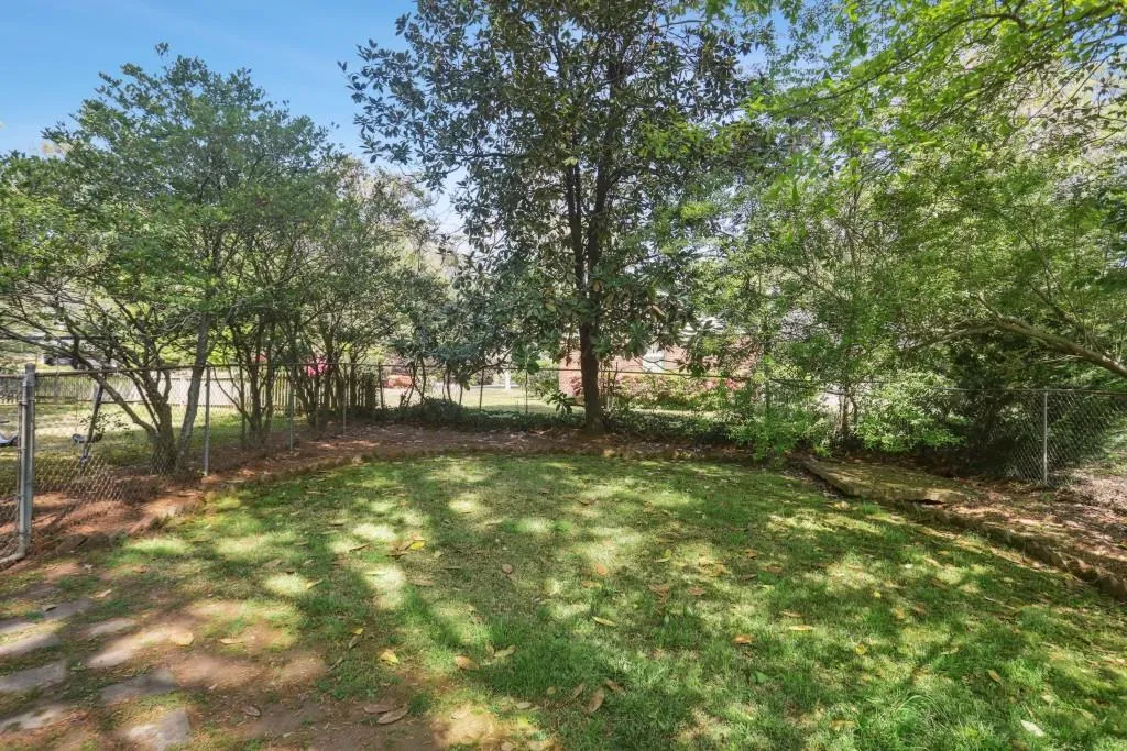 6795 Sunny Brook Lane, Atlanta, Georgia 30328, 3 Bedrooms Bedrooms, ,2 BathroomsBathrooms,Residential,Sold,6795 Sunny Brook Lane,7560411