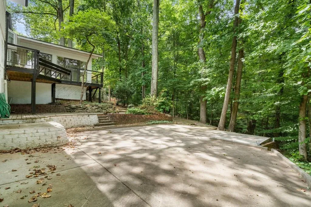 220 River Springs Drive, Sandy Springs, Georgia 30328, 4 Bedrooms Bedrooms, ,3 BathroomsBathrooms,Residential,Sold,220 River Springs Drive,7416864