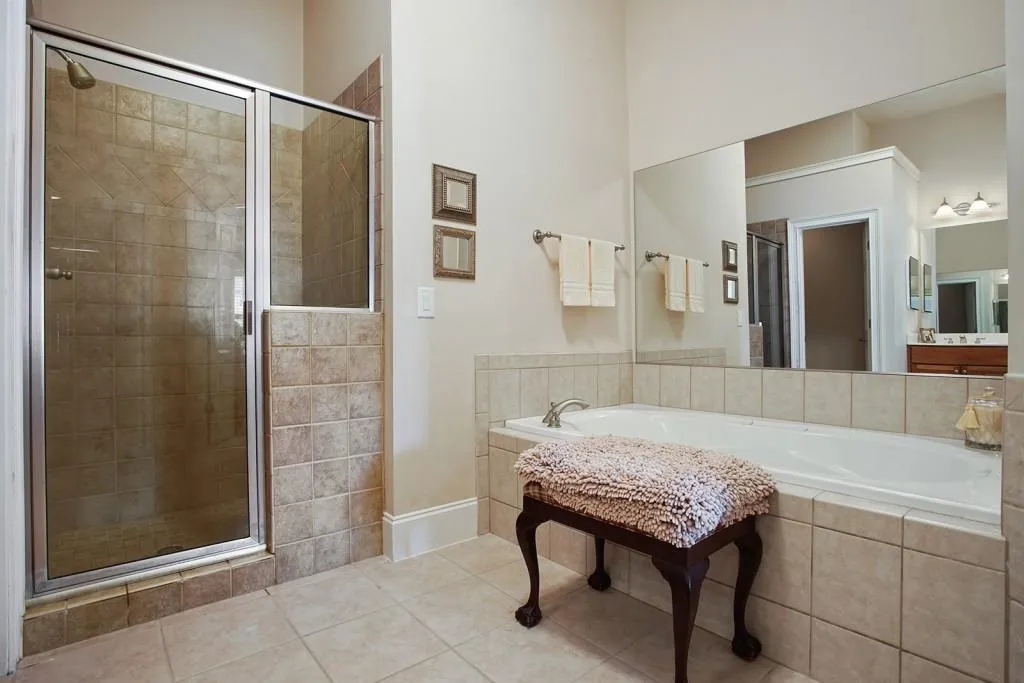 191 Mystic Court Unit 191, Sandy Springs, Georgia 30342, 4 Bedrooms Bedrooms, ,3 BathroomsBathrooms,Residential,Sold,191 Mystic Court Unit 191,5679717