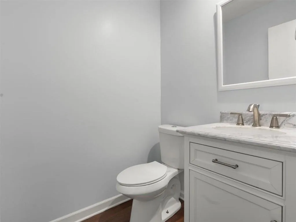 95 Ivy Trail Ne, Atlanta, Georgia 30342, 3 Bedrooms Bedrooms, ,2 BathroomsBathrooms,Residential,For Sale,95 Ivy Trail Ne,7570970