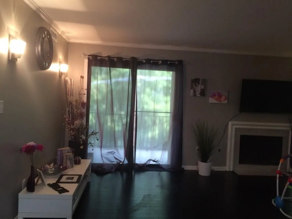5400 Roswell Road Unit M2, Atlanta, Georgia 30342, 2 Bedrooms Bedrooms, ,2 BathroomsBathrooms,Residential,Sold,5400 Roswell Road Unit M2,5591821