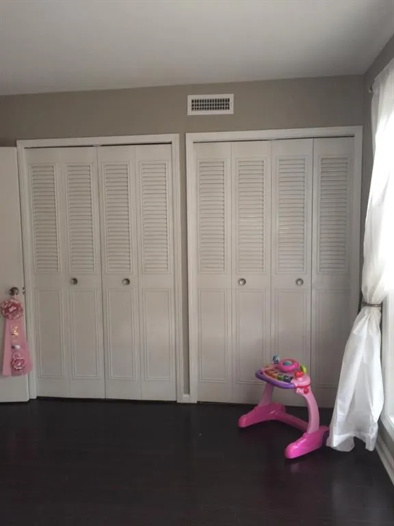 5400 Roswell Road Unit M2, Atlanta, Georgia 30342, 2 Bedrooms Bedrooms, ,2 BathroomsBathrooms,Residential,Sold,5400 Roswell Road Unit M2,5591821