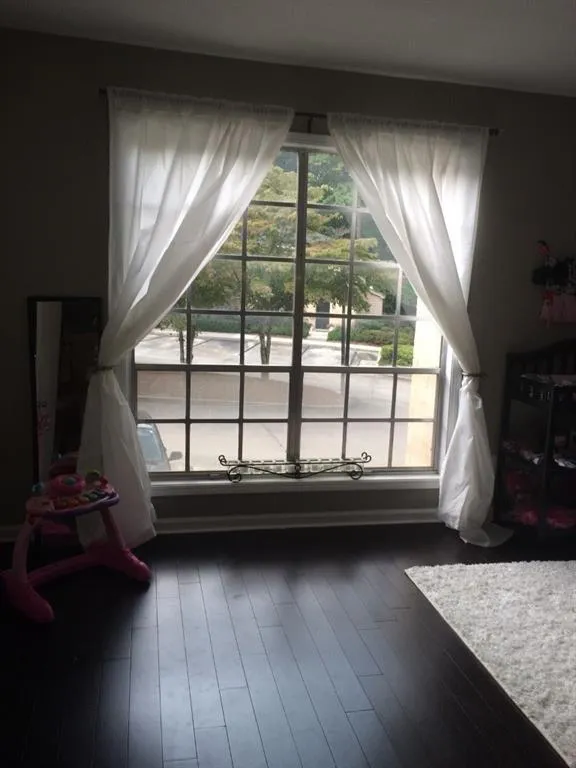5400 Roswell Road Unit M2, Atlanta, Georgia 30342, 2 Bedrooms Bedrooms, ,2 BathroomsBathrooms,Residential,Sold,5400 Roswell Road Unit M2,5591821