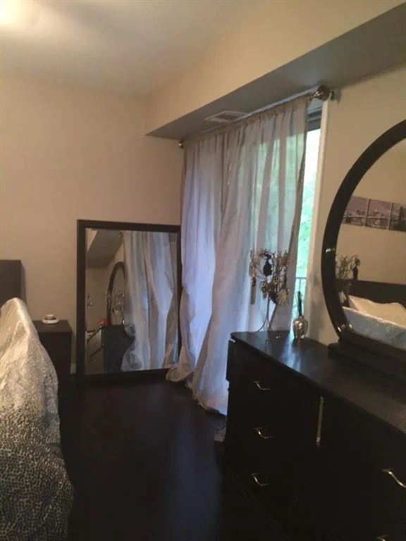 5400 Roswell Road Unit M2, Atlanta, Georgia 30342, 2 Bedrooms Bedrooms, ,2 BathroomsBathrooms,Residential,Sold,5400 Roswell Road Unit M2,5591821