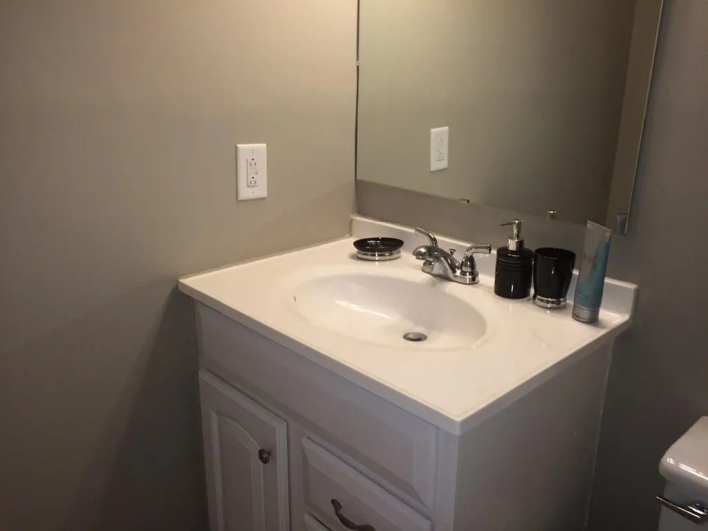 5400 Roswell Road Unit M2, Atlanta, Georgia 30342, 2 Bedrooms Bedrooms, ,2 BathroomsBathrooms,Residential,Sold,5400 Roswell Road Unit M2,5591821