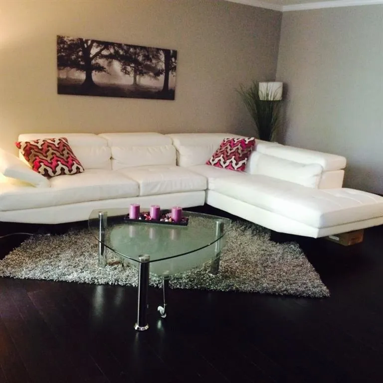 5400 Roswell Road Unit M2, Atlanta, Georgia 30342, 2 Bedrooms Bedrooms, ,2 BathroomsBathrooms,Residential,Sold,5400 Roswell Road Unit M2,5591821