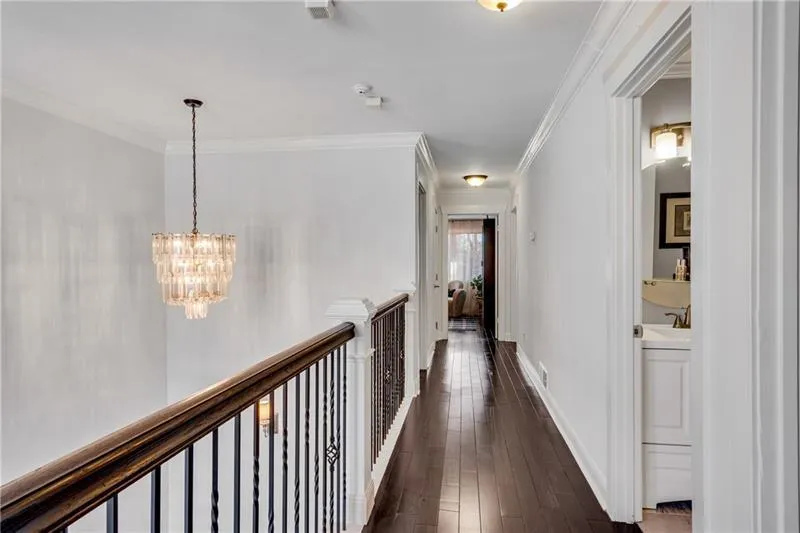 Upper Level Hall to Bedrooms.