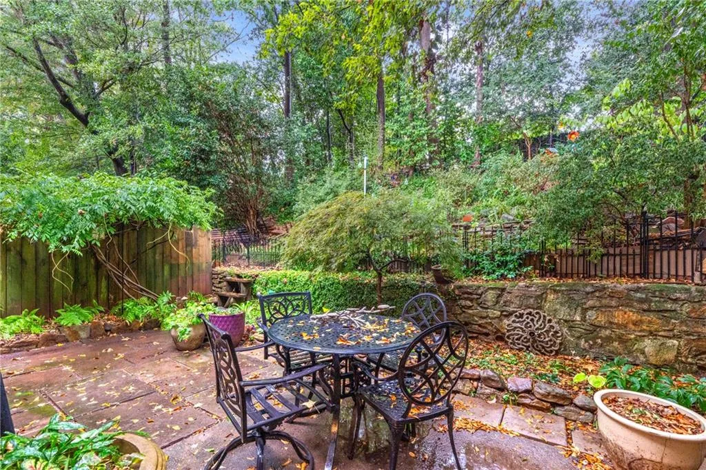 View of private patio / terrace