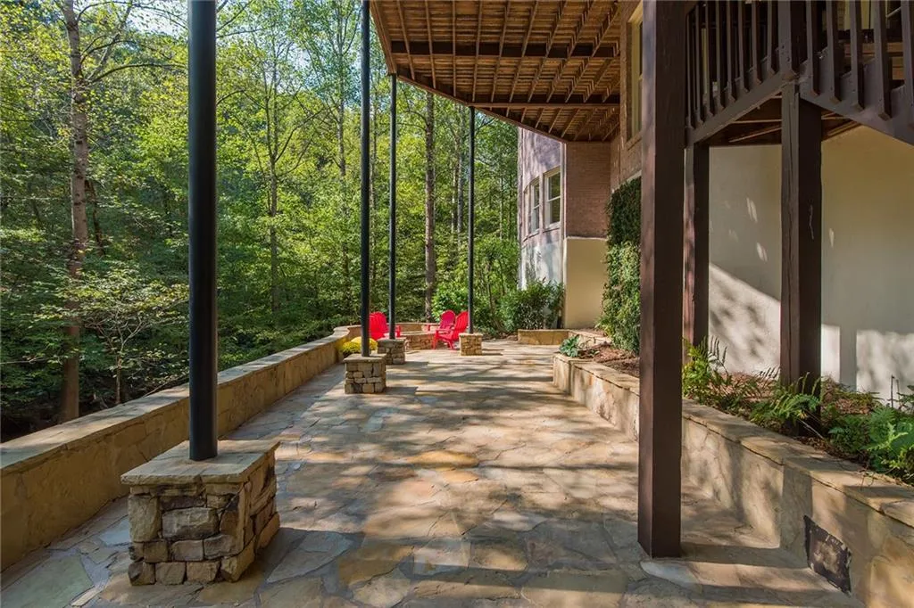 470 Verdi Lane, Atlanta, Georgia 30350, 5 Bedrooms Bedrooms, ,5 BathroomsBathrooms,Residential,Sold,470 Verdi Lane,6629324