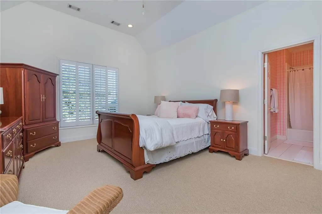 470 Verdi Lane, Atlanta, Georgia 30350, 5 Bedrooms Bedrooms, ,5 BathroomsBathrooms,Residential,Sold,470 Verdi Lane,6629324