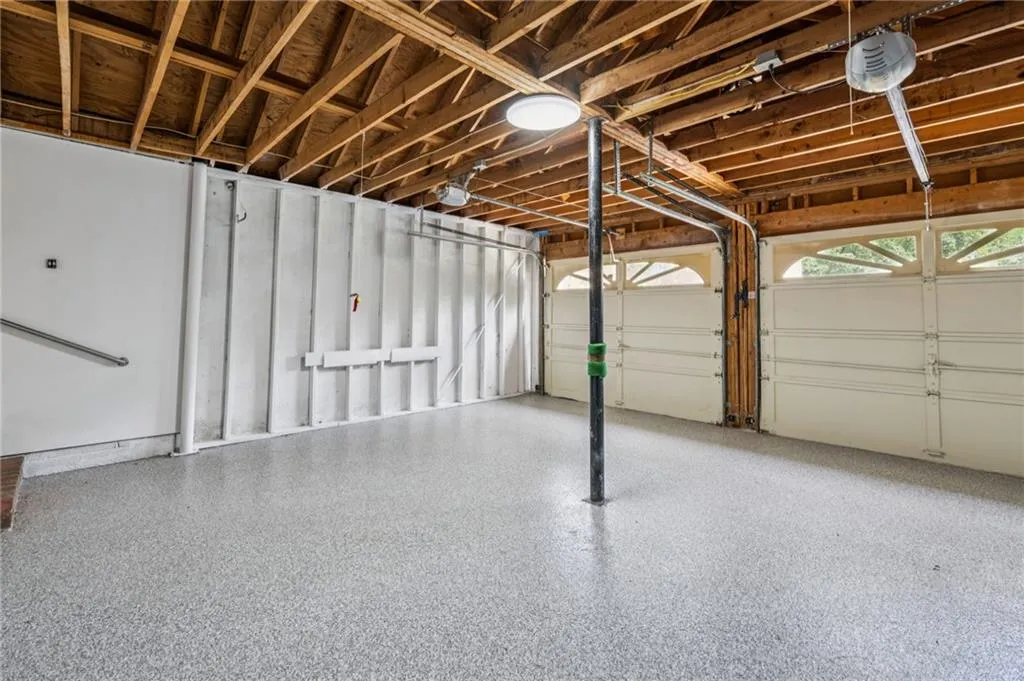 52 Ivy Chase Ne, Atlanta, Georgia 30342, 4 Bedrooms Bedrooms, ,2 BathroomsBathrooms,Residential,For Sale,52 Ivy Chase Ne,7675832