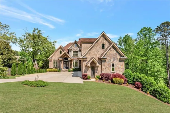 4621 Quail Court, Flowery Branch, Georgia 30542