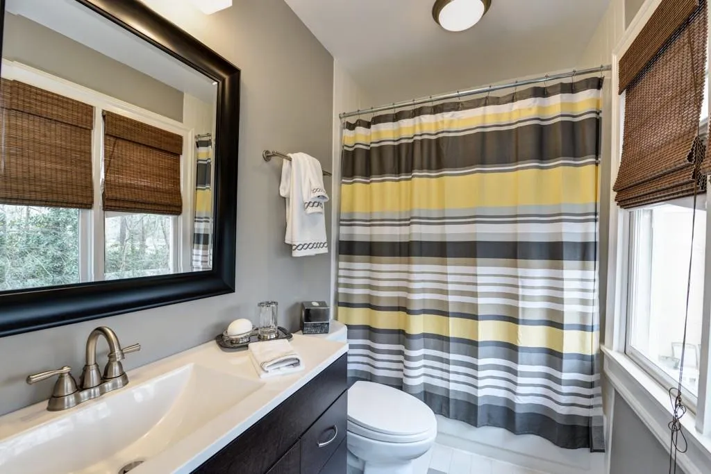 29 Greenland Trace, Atlanta, Georgia 30342, 3 Bedrooms Bedrooms, ,3 BathroomsBathrooms,Residential,Sold,29 Greenland Trace,5646127