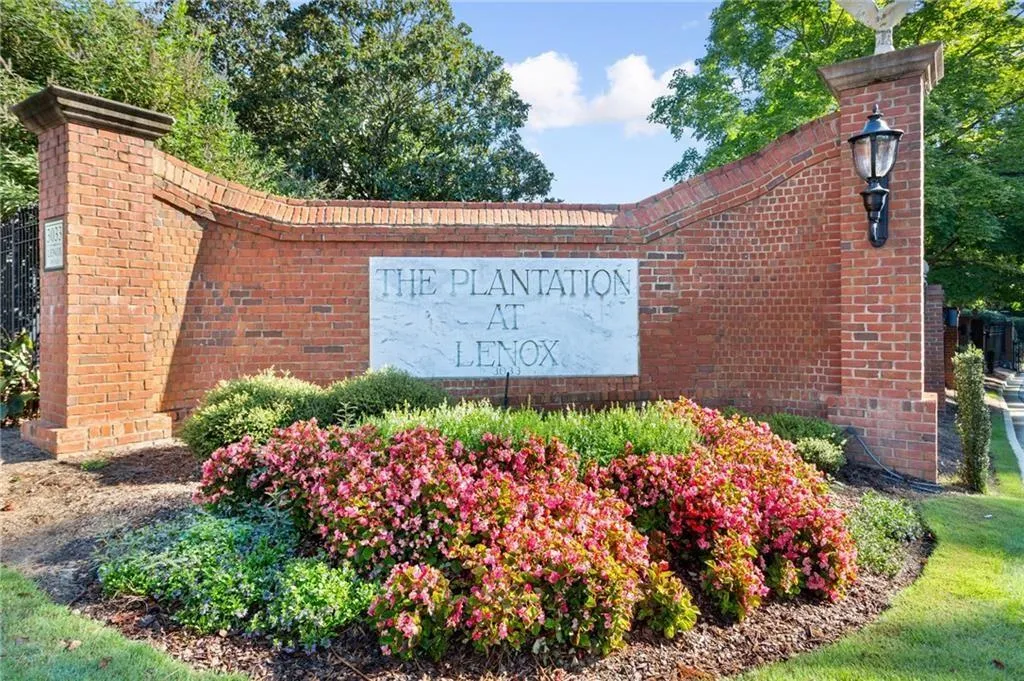 23307 Plantation Drive Ne, Atlanta, Georgia 30324, 2 Bedrooms Bedrooms, ,2 BathroomsBathrooms,Residential,For Sale,23307 Plantation Drive Ne,7591523
