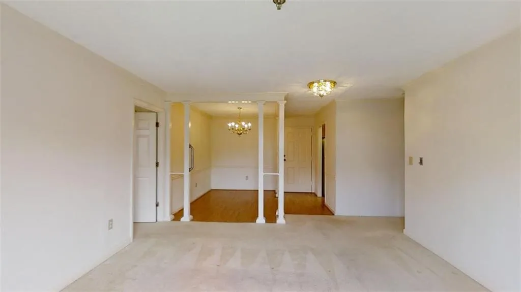 300 Johnson Ferry Road Ne Unit A615, Sandy Springs, Georgia 30328, 2 Bedrooms Bedrooms, ,2 BathroomsBathrooms,Residential,Sold,300 Johnson Ferry Road Ne Unit A615,6874290