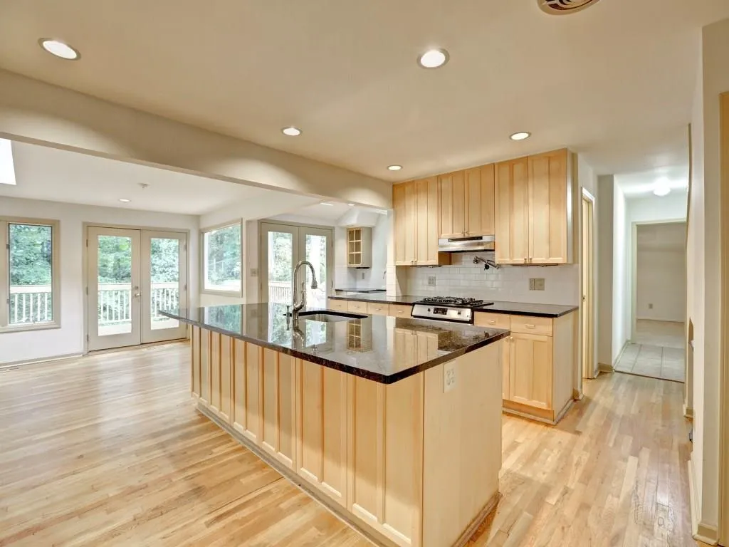 4860 Longchamps Drive, Sandy Springs, Georgia 30319, 5 Bedrooms Bedrooms, ,5 BathroomsBathrooms,Residential,Sold,4860 Longchamps Drive,5793937