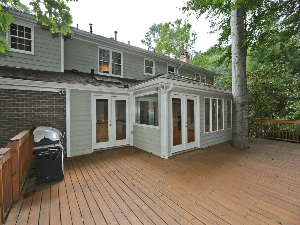 4860 Longchamps Drive, Sandy Springs, Georgia 30319, 5 Bedrooms Bedrooms, ,5 BathroomsBathrooms,Residential,Sold,4860 Longchamps Drive,5793937