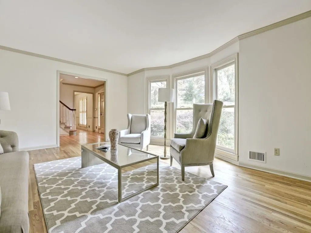 4860 Longchamps Drive, Sandy Springs, Georgia 30319, 5 Bedrooms Bedrooms, ,5 BathroomsBathrooms,Residential,Sold,4860 Longchamps Drive,5793937