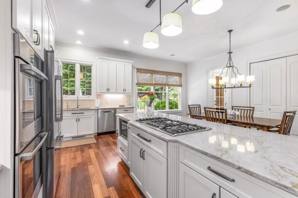 260 Northland Ridge Trail, Atlanta, Georgia 30342, 6 Bedrooms Bedrooms, ,5 BathroomsBathrooms,Residential,For Sale,260 Northland Ridge Trail,7615931