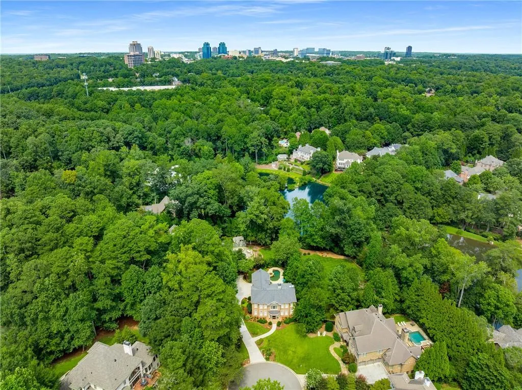 260 Northland Ridge Trail, Atlanta, Georgia 30342, 6 Bedrooms Bedrooms, ,5 BathroomsBathrooms,Residential,For Sale,260 Northland Ridge Trail,7615931