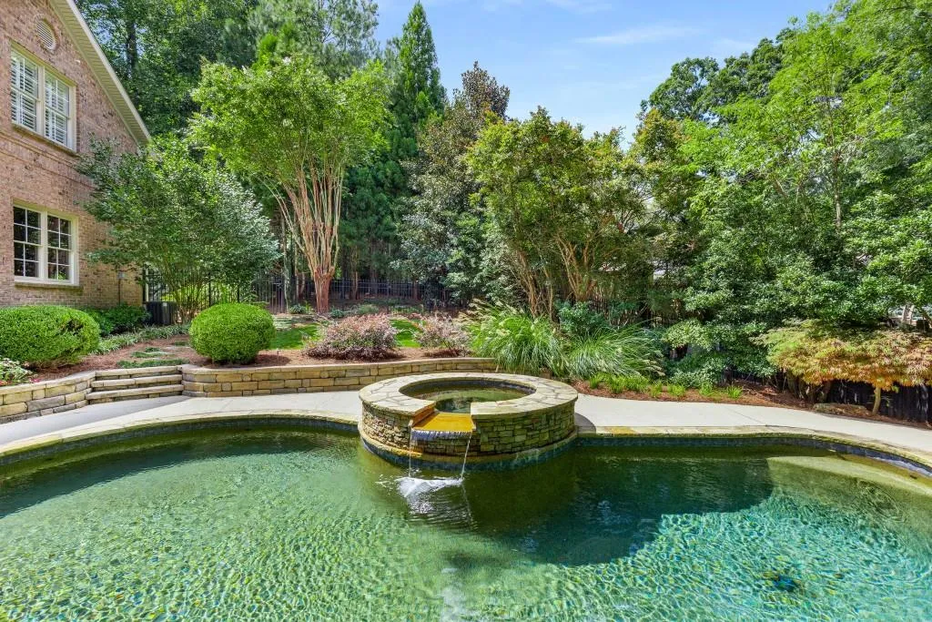 260 Northland Ridge Trail, Atlanta, Georgia 30342, 6 Bedrooms Bedrooms, ,5 BathroomsBathrooms,Residential,For Sale,260 Northland Ridge Trail,7615931