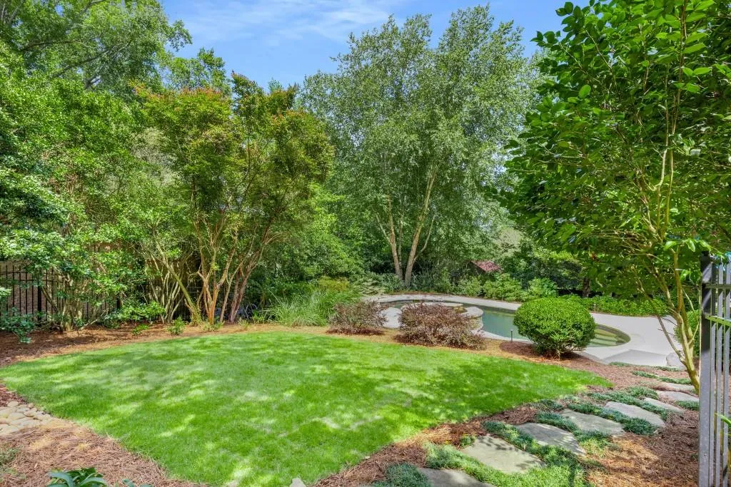 260 Northland Ridge Trail, Atlanta, Georgia 30342, 6 Bedrooms Bedrooms, ,5 BathroomsBathrooms,Residential,For Sale,260 Northland Ridge Trail,7615931