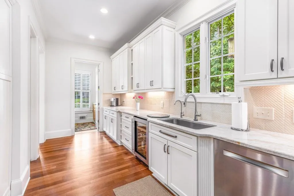 260 Northland Ridge Trail, Atlanta, Georgia 30342, 6 Bedrooms Bedrooms, ,5 BathroomsBathrooms,Residential,For Sale,260 Northland Ridge Trail,7615931