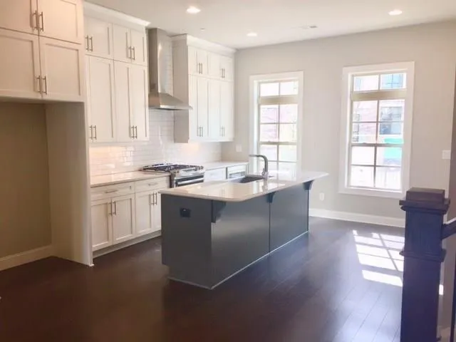 4226 Deming Circle, Atlanta, Georgia 30342, 3 Bedrooms Bedrooms, ,3 BathroomsBathrooms,Residential,Sold,4226 Deming Circle,5868252