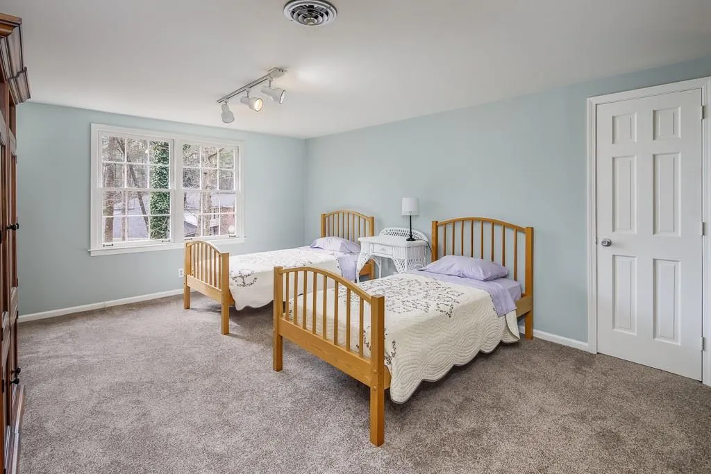 8010 Innsbruck Drive, Sandy Springs, Georgia 30350, 4 Bedrooms Bedrooms, ,3 BathroomsBathrooms,Residential,Sold,8010 Innsbruck Drive,6124017