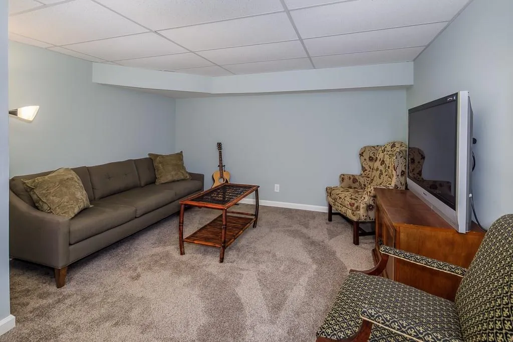 8010 Innsbruck Drive, Sandy Springs, Georgia 30350, 4 Bedrooms Bedrooms, ,3 BathroomsBathrooms,Residential,Sold,8010 Innsbruck Drive,6124017