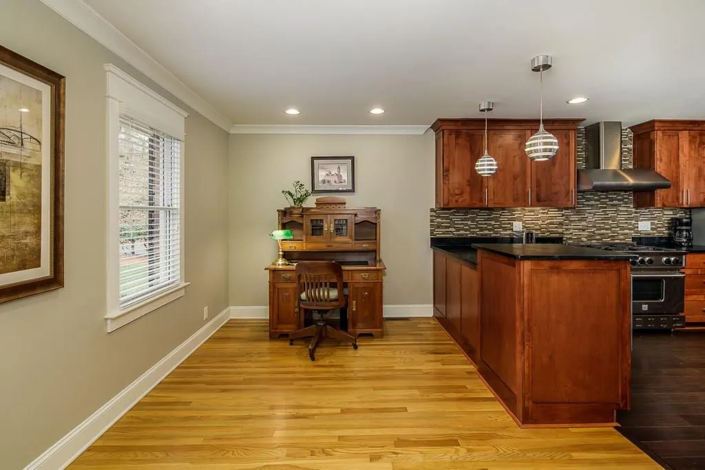 8010 Innsbruck Drive, Sandy Springs, Georgia 30350, 4 Bedrooms Bedrooms, ,3 BathroomsBathrooms,Residential,Sold,8010 Innsbruck Drive,6124017