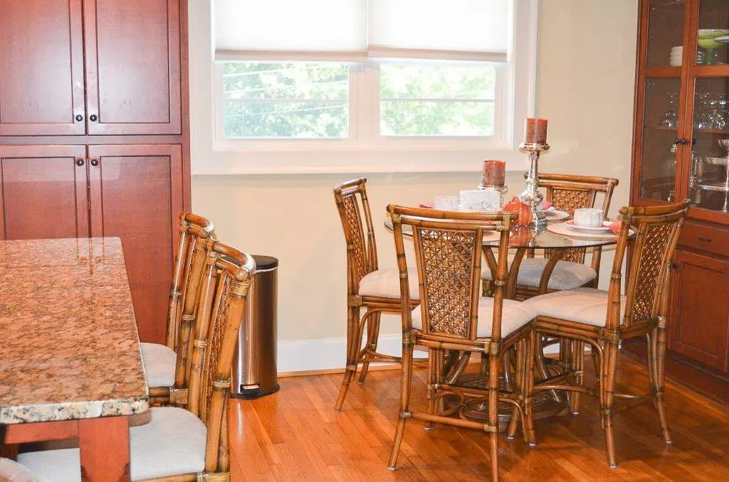 3660 Peachtree Road Ne Unit J2, Atlanta, Georgia 30319, 2 Bedrooms Bedrooms, ,2 BathroomsBathrooms,Residential,Sold,3660 Peachtree Road Ne Unit J2,6092469