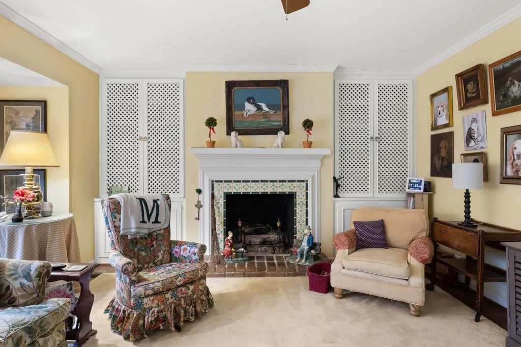 1015 Crest Valley Drive, Atlanta, Georgia 30327, 5 Bedrooms Bedrooms, ,4 BathroomsBathrooms,Residential,Sold,1015 Crest Valley Drive,7349444