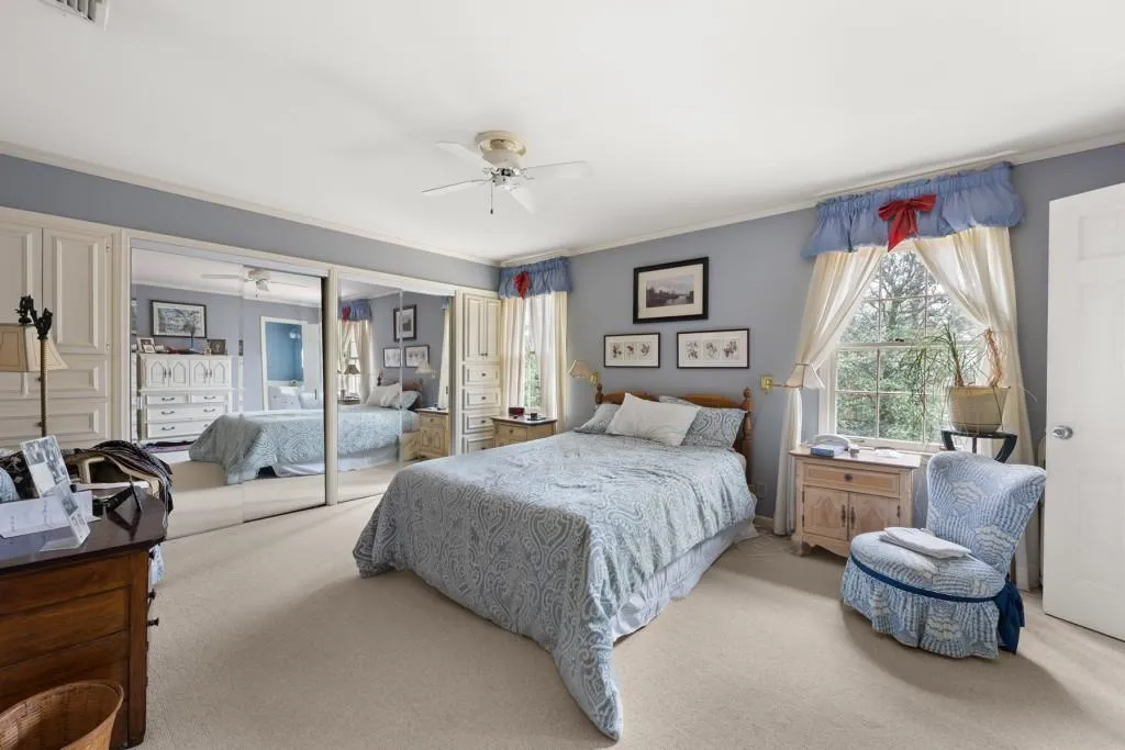 1015 Crest Valley Drive, Atlanta, Georgia 30327, 5 Bedrooms Bedrooms, ,4 BathroomsBathrooms,Residential,Sold,1015 Crest Valley Drive,7349444