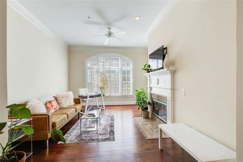 4100 Paces Walk Se Unit 1306, Atlanta, Georgia 30339, 2 Bedrooms Bedrooms, ,2 BathroomsBathrooms,Residential,For Sale,4100 Paces Walk Se Unit 1306,7489147