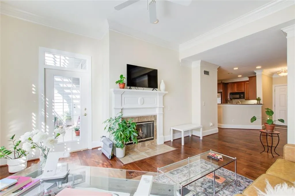 4100 Paces Walk Se Unit 1306, Atlanta, Georgia 30339, 2 Bedrooms Bedrooms, ,2 BathroomsBathrooms,Residential,For Sale,4100 Paces Walk Se Unit 1306,7489147