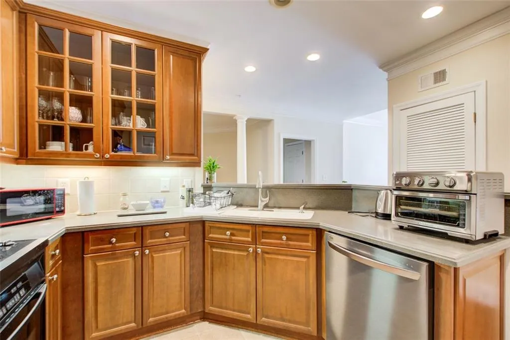 4100 Paces Walk Se Unit 1306, Atlanta, Georgia 30339, 2 Bedrooms Bedrooms, ,2 BathroomsBathrooms,Residential,For Sale,4100 Paces Walk Se Unit 1306,7489147