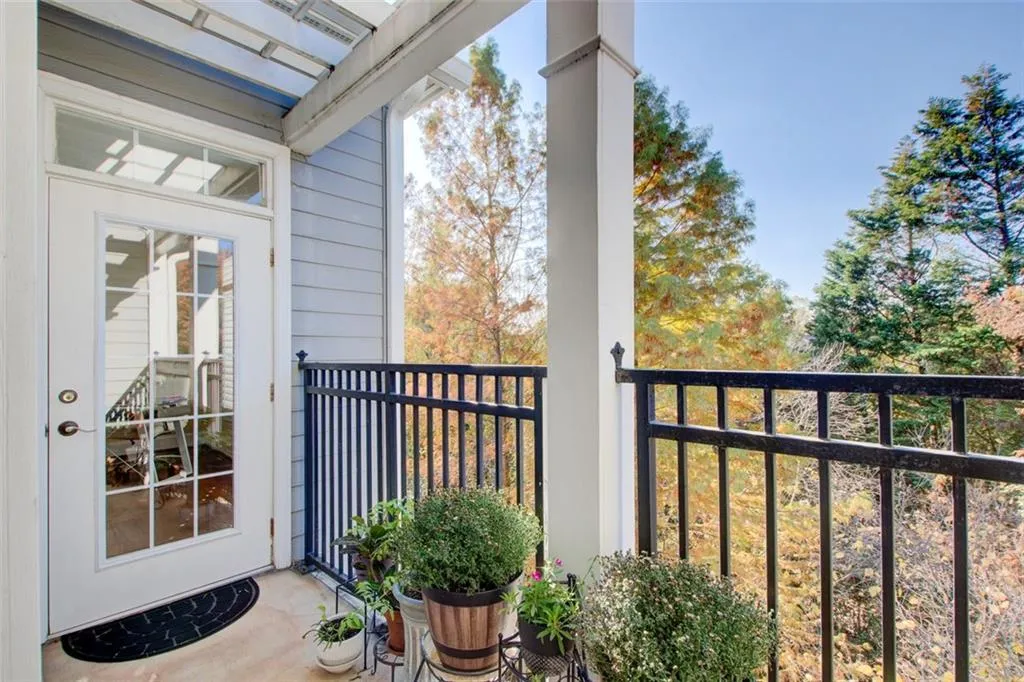 4100 Paces Walk Se Unit 1306, Atlanta, Georgia 30339, 2 Bedrooms Bedrooms, ,2 BathroomsBathrooms,Residential,For Sale,4100 Paces Walk Se Unit 1306,7489147