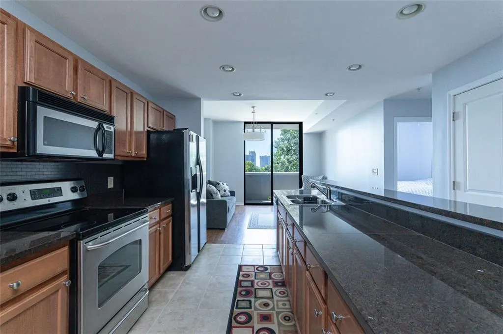 3040 Peachtree Road Nw Unit 507, Atlanta, Georgia 30305, 1 Bedroom Bedrooms, ,1 BathroomBathrooms,Residential,For Sale,3040 Peachtree Road Nw Unit 507,7651822