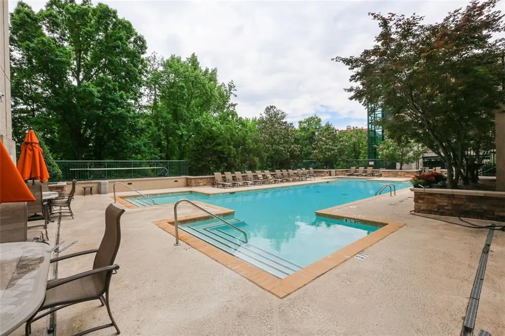 3040 Peachtree Road Nw Unit 507, Atlanta, Georgia 30305, 1 Bedroom Bedrooms, ,1 BathroomBathrooms,Residential,For Sale,3040 Peachtree Road Nw Unit 507,7651822