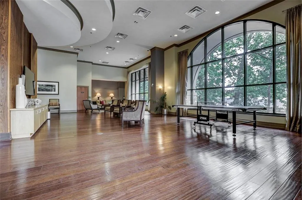 3040 Peachtree Road Nw Unit 507, Atlanta, Georgia 30305, 1 Bedroom Bedrooms, ,1 BathroomBathrooms,Residential,For Sale,3040 Peachtree Road Nw Unit 507,7651822