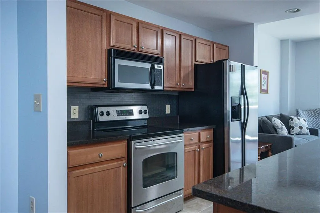 3040 Peachtree Road Nw Unit 507, Atlanta, Georgia 30305, 1 Bedroom Bedrooms, ,1 BathroomBathrooms,Residential,For Sale,3040 Peachtree Road Nw Unit 507,7651822