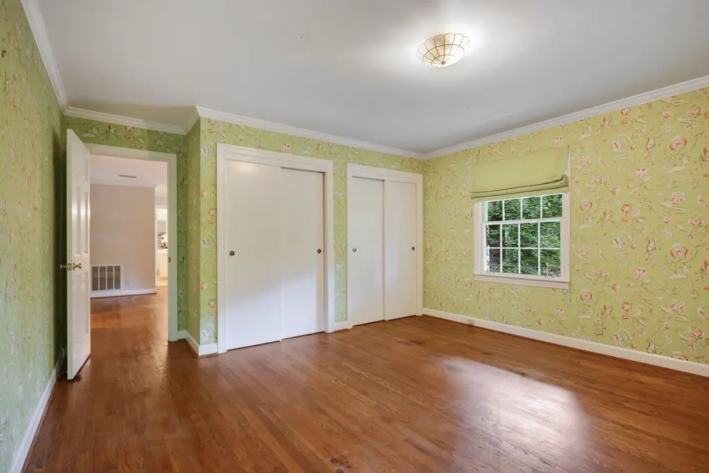 705 E Northway Lane, Sandy Springs, Georgia 30342, 3 Bedrooms Bedrooms, ,3 BathroomsBathrooms,Residential,Sold,705 E Northway Lane,6557783