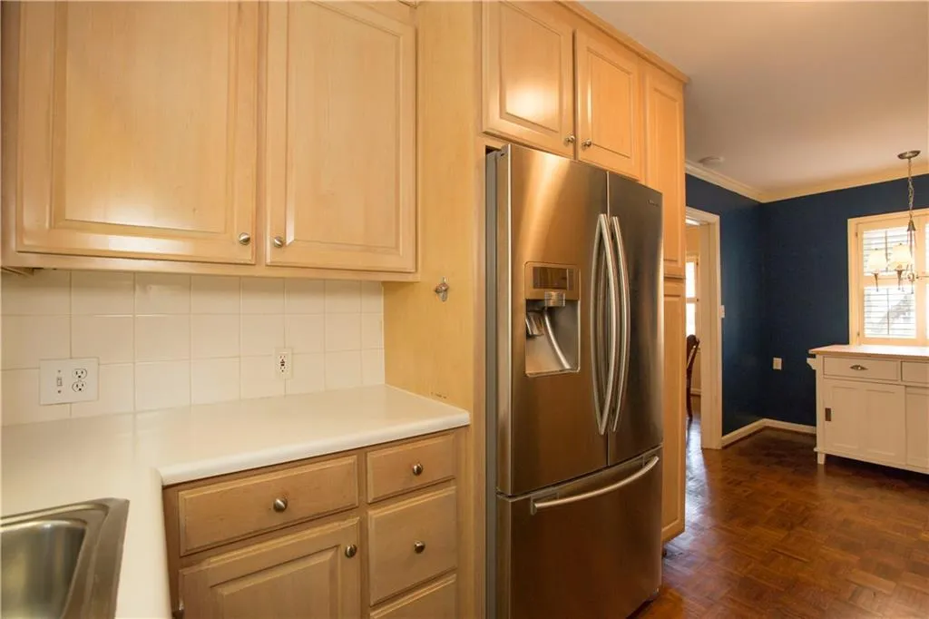 68 Pine Lake Drive, Sandy Springs, Georgia 30327, 2 Bedrooms Bedrooms, ,3 BathroomsBathrooms,Residential,Sold,68 Pine Lake Drive,5970274
