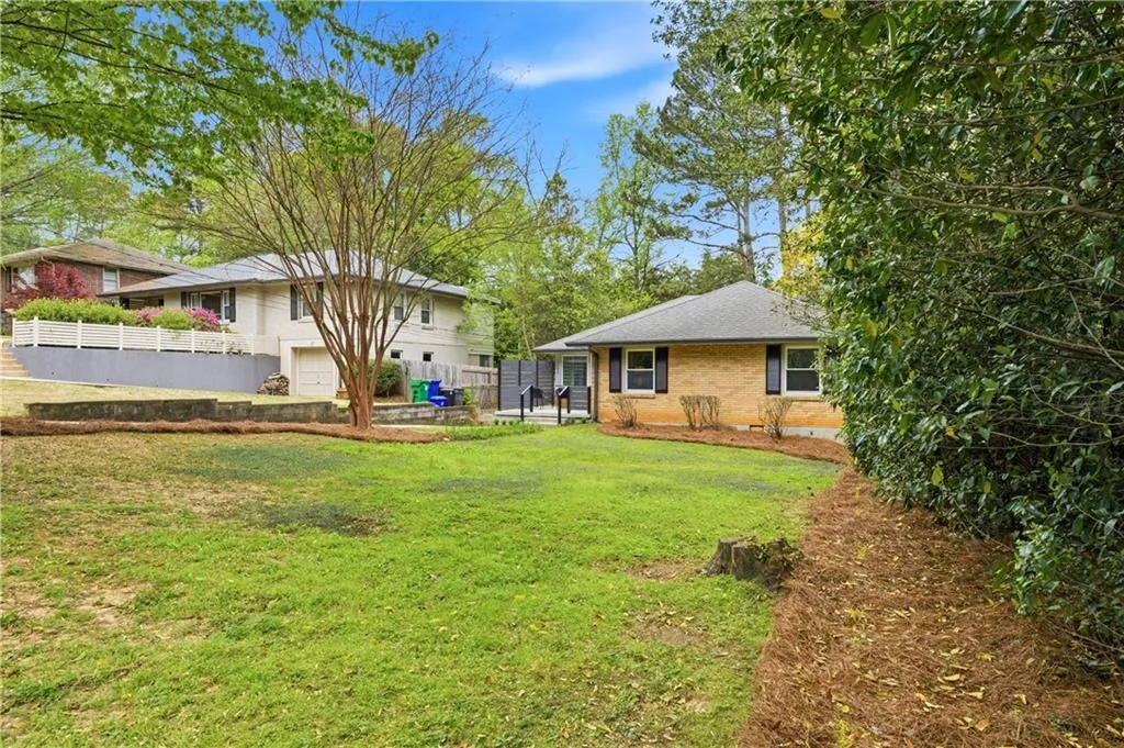 Front of Structure and Front Yard