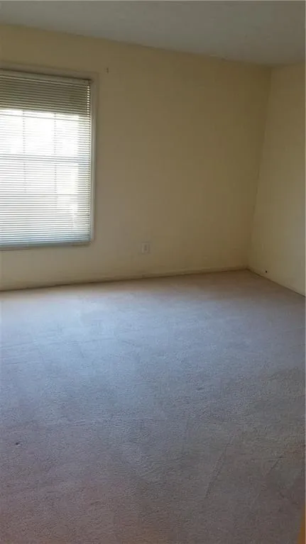 725 Dalrymple Road Unit 5d, Sandy Springs, Georgia 30328, 2 Bedrooms Bedrooms, ,2 BathroomsBathrooms,Residential,Sold,725 Dalrymple Road Unit 5d,5972451