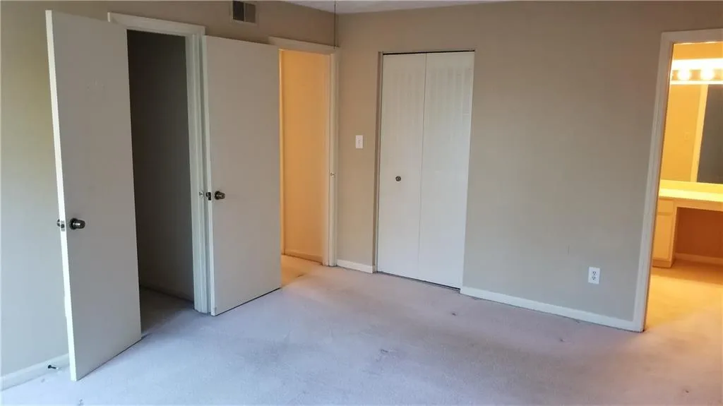 725 Dalrymple Road Unit 5d, Sandy Springs, Georgia 30328, 2 Bedrooms Bedrooms, ,2 BathroomsBathrooms,Residential,Sold,725 Dalrymple Road Unit 5d,5972451