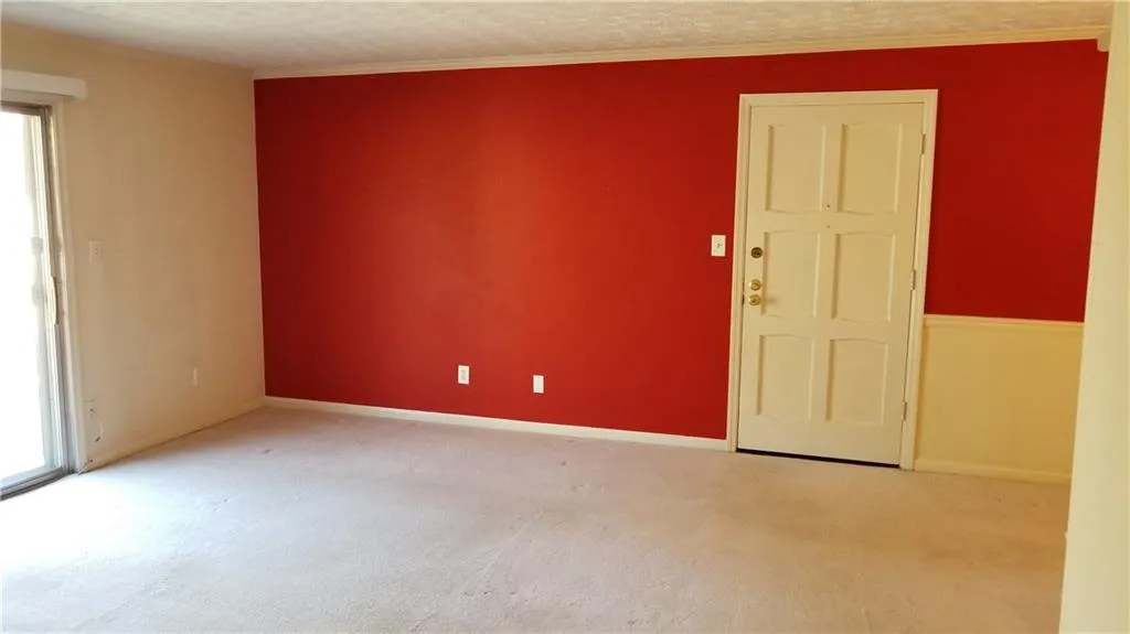 725 Dalrymple Road Unit 5d, Sandy Springs, Georgia 30328, 2 Bedrooms Bedrooms, ,2 BathroomsBathrooms,Residential,Sold,725 Dalrymple Road Unit 5d,5972451